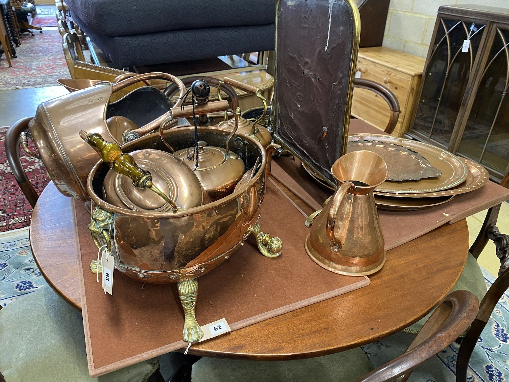 A quantity of Victorian and later copper and brassware